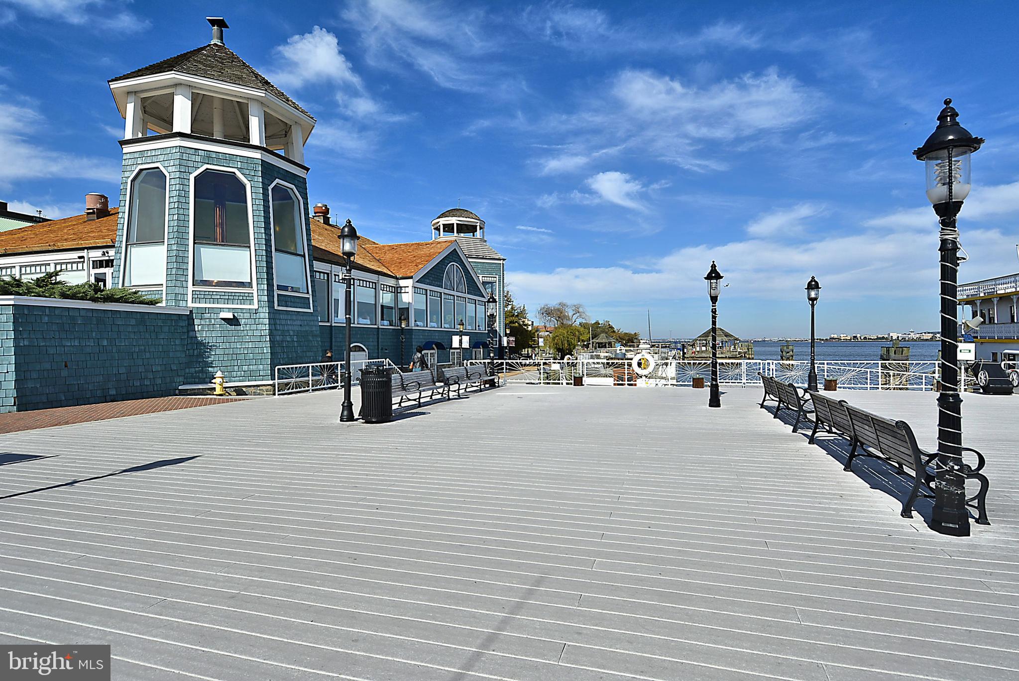 OLD TOWN ALEXANDRIA - Residential Lease