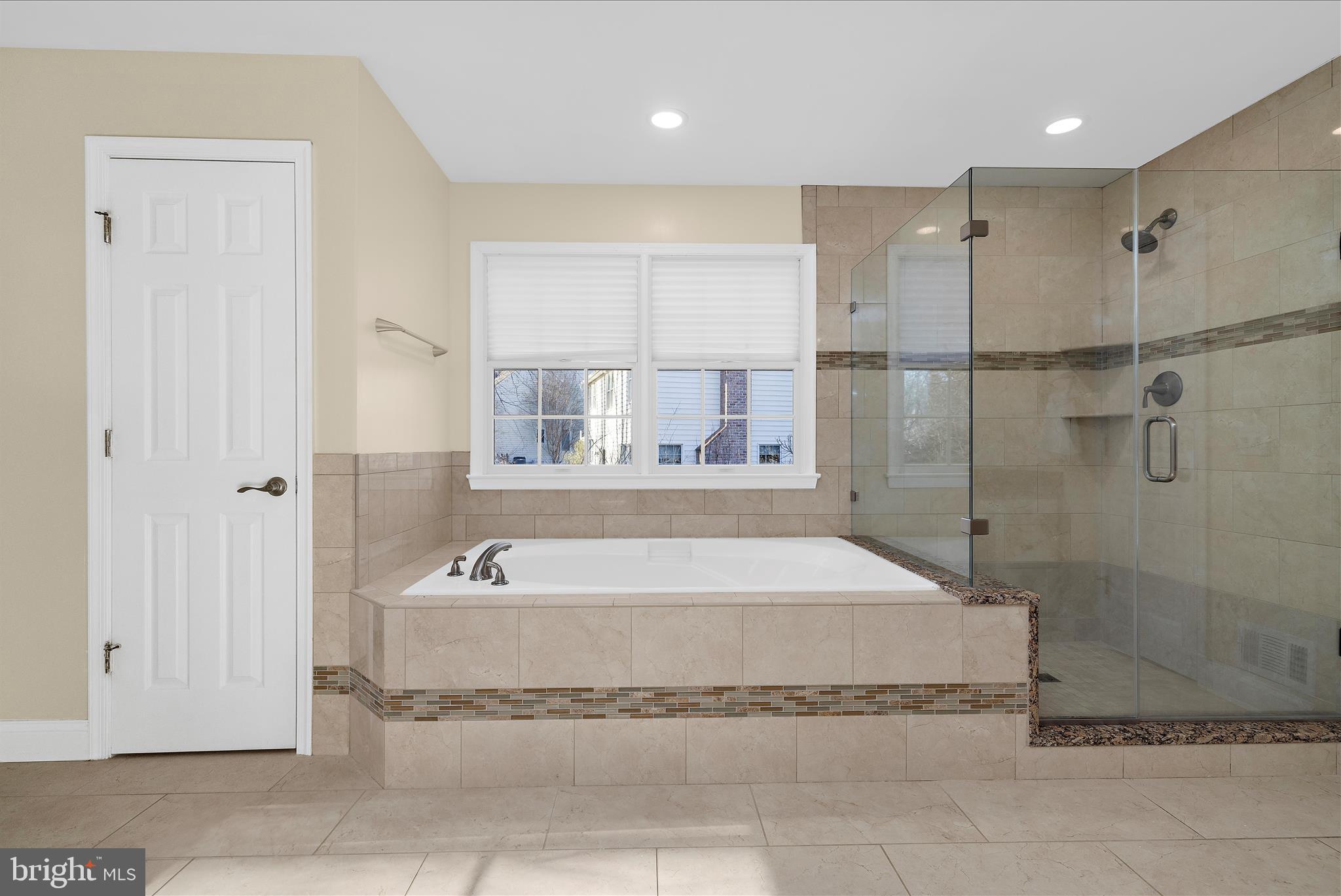 CAMBRIA - Residential