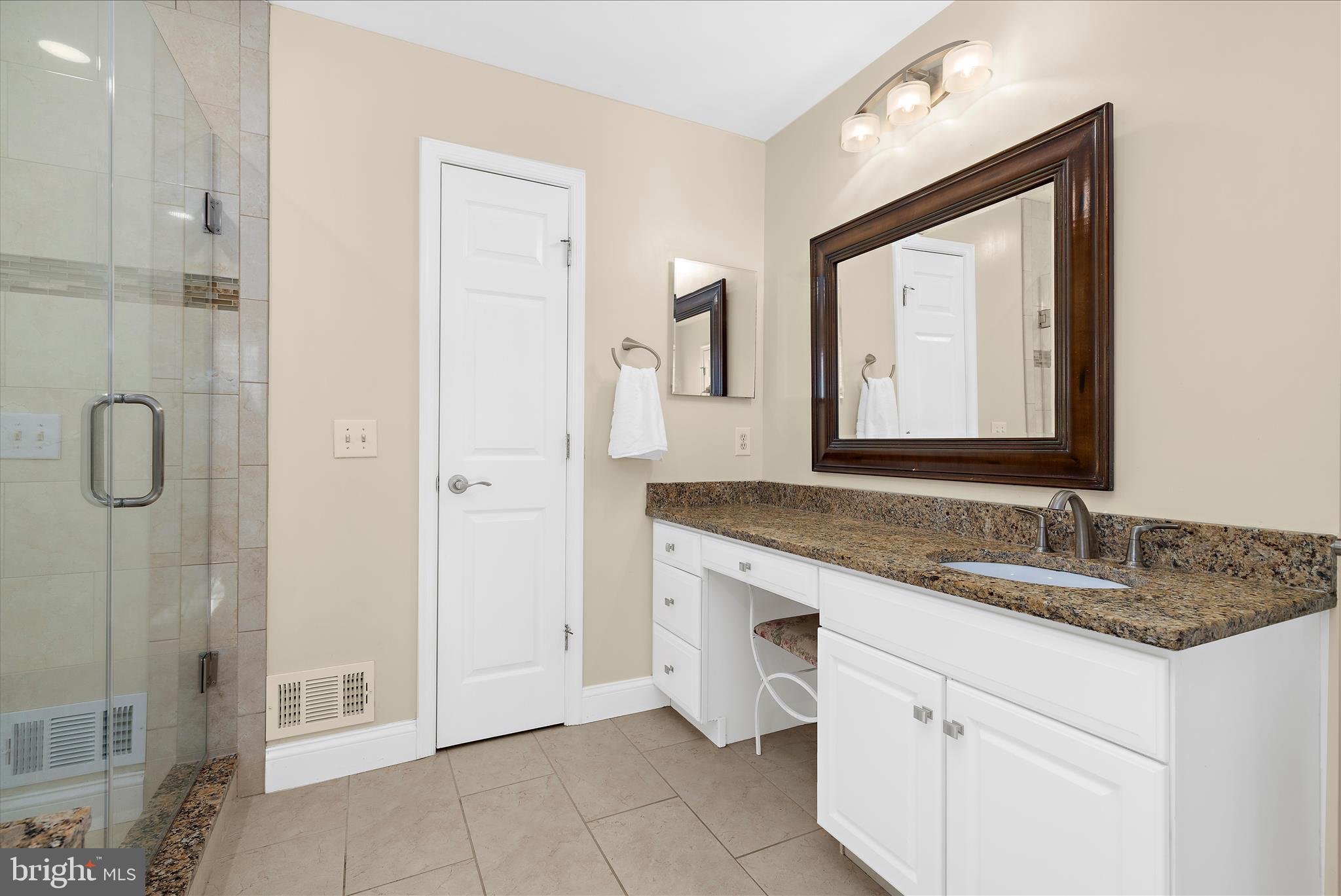 CAMBRIA - Residential