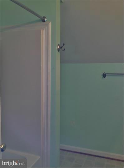 LAKE CAROLINE - Residential Lease