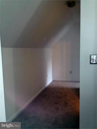 LAKE CAROLINE - Residential Lease