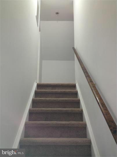 LAKE CAROLINE - Residential Lease