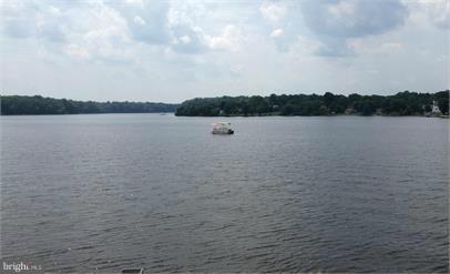 LAKE CAROLINE - Residential Lease