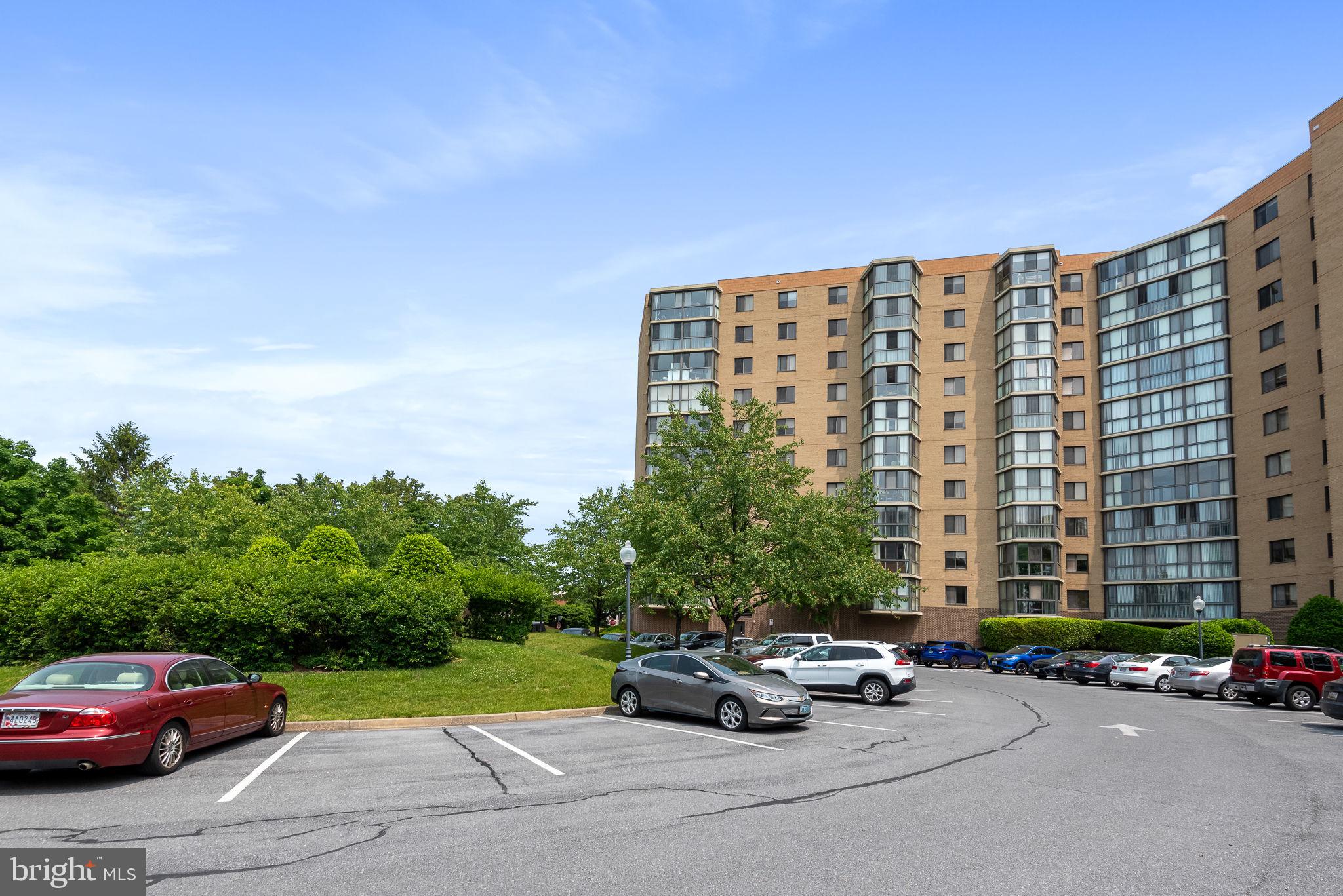 FAIRWAYS NORTH - Residential