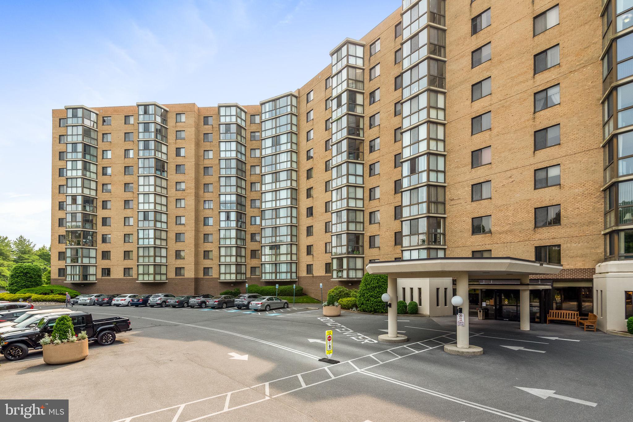 FAIRWAYS NORTH - Residential