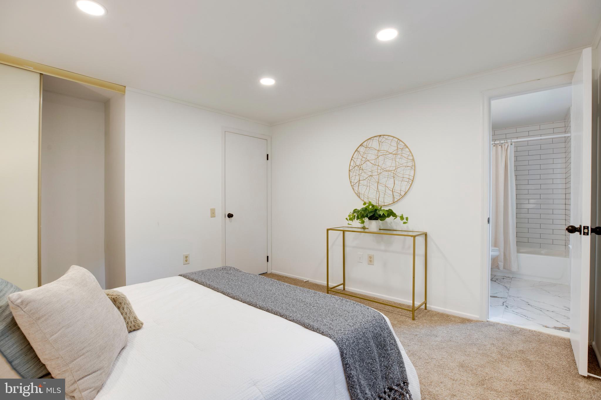 BURKE CENTRE CONSERVANCY - Residential