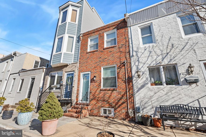 Fully renovated from top to bottom, this Fishtown 3-bedroom, 1.5-bath home delivers modern finishes throughout. Features include a bright open layout, a spotless basement with finished epoxy floors, and rare off-street parking in the rear. Move-in ready in one of Philly’s most desirable neighborhoods.