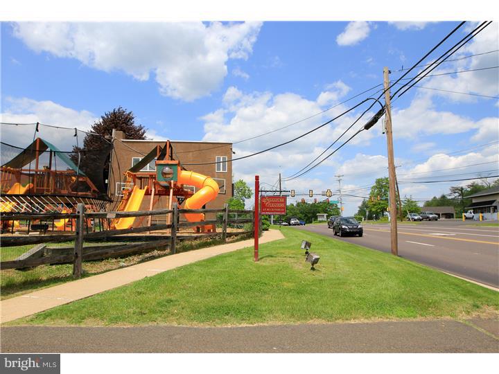 000 - Commercial Sale