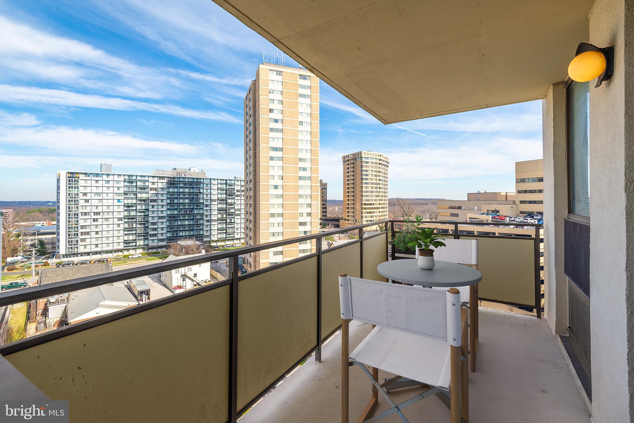 RIDGELY TOWSON CENTER - Residential