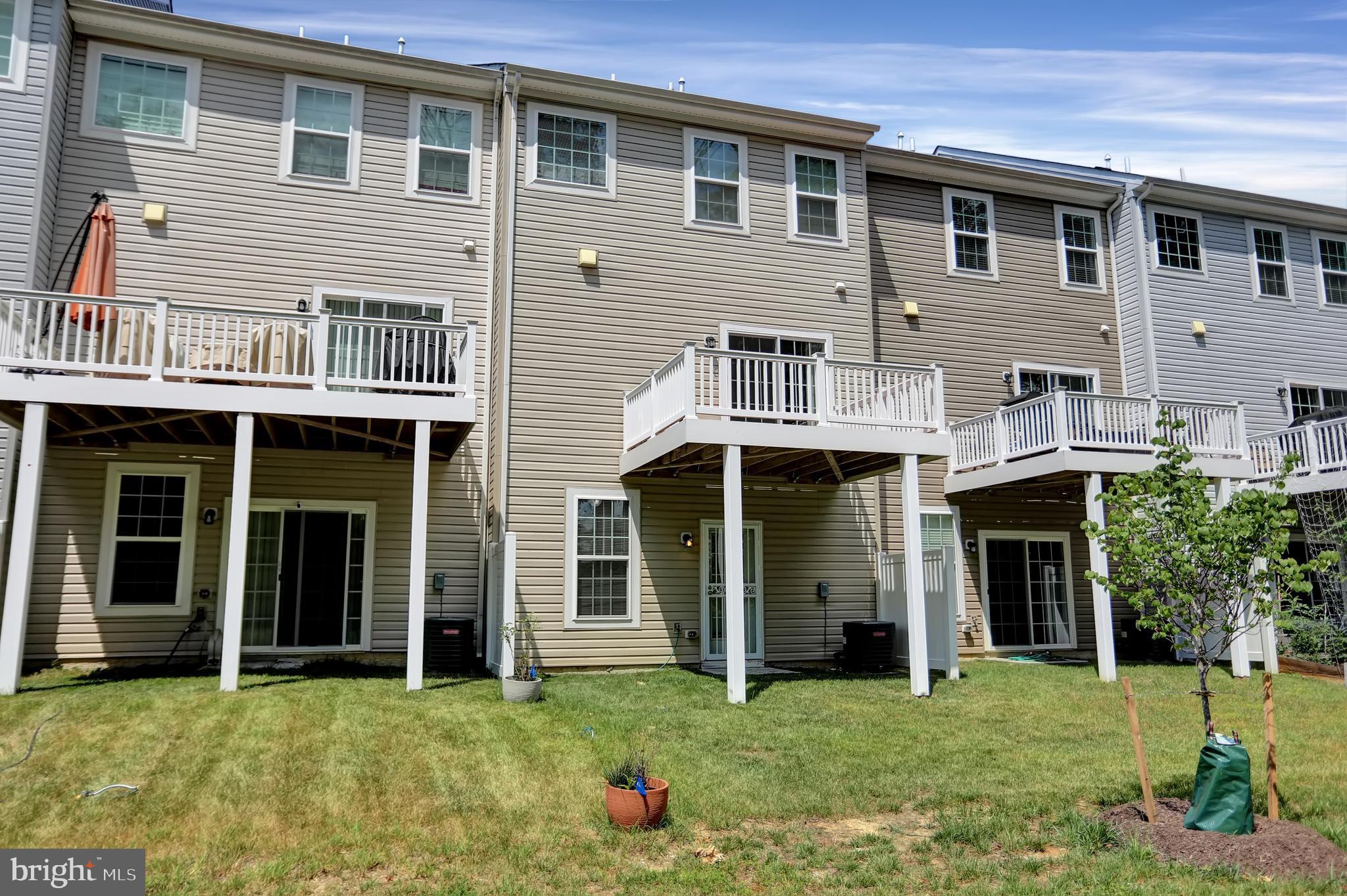 BALLARD GREEN - Residential