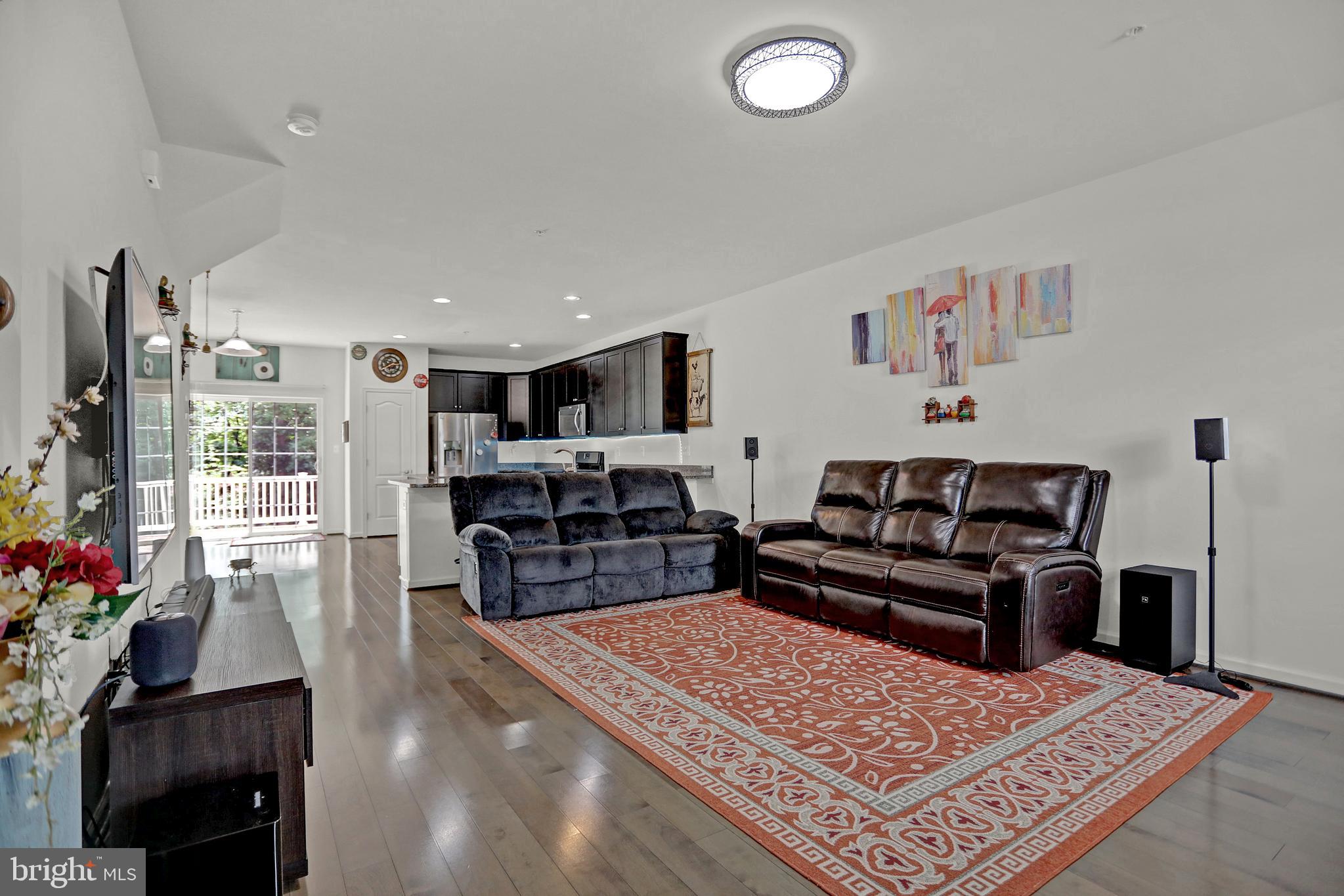 BALLARD GREEN - Residential