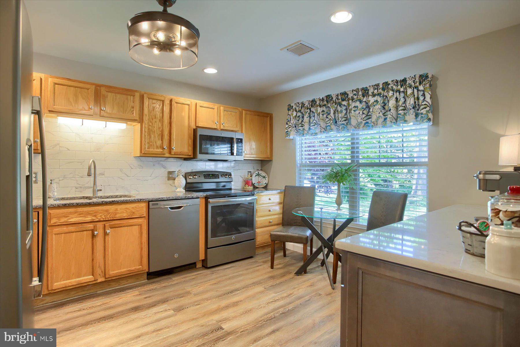 WESLEY MEWS - Residential