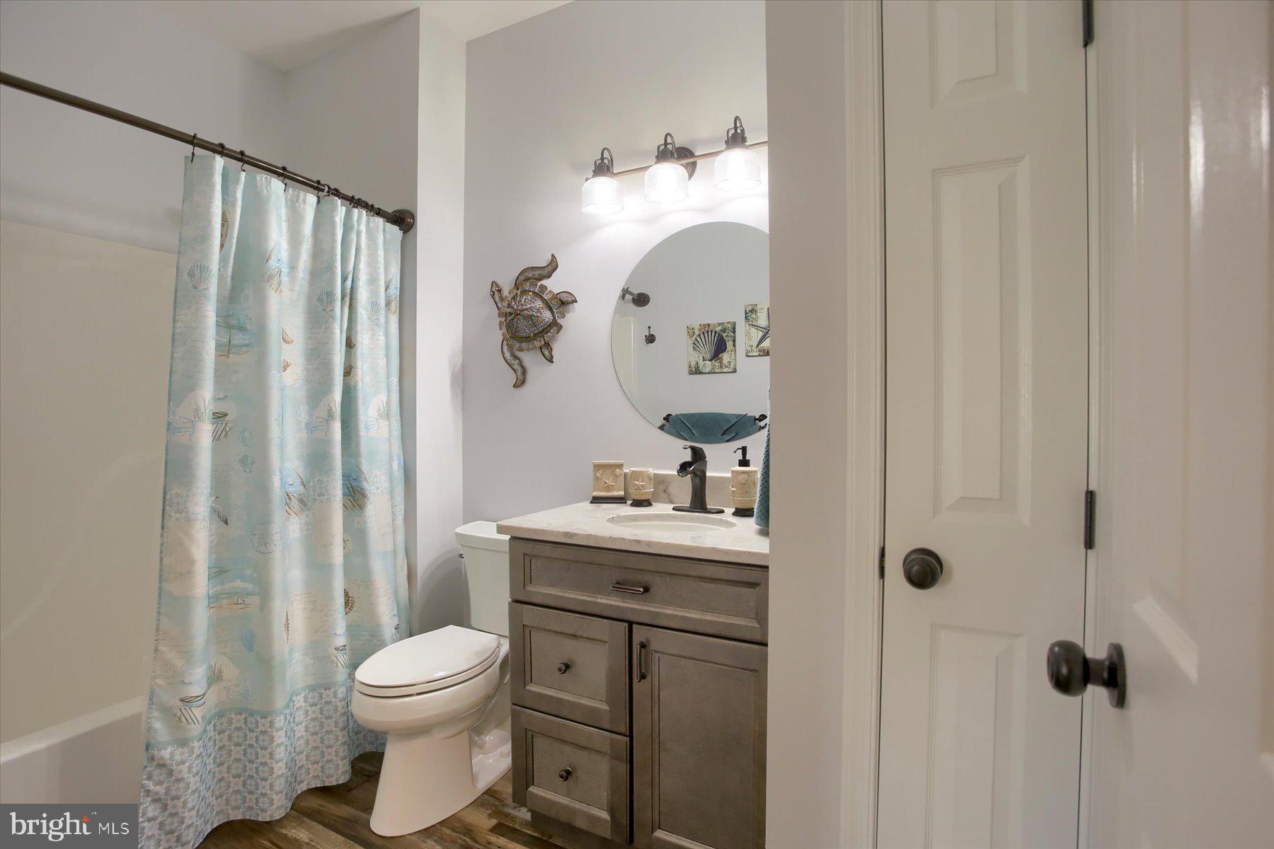 WESLEY MEWS - Residential