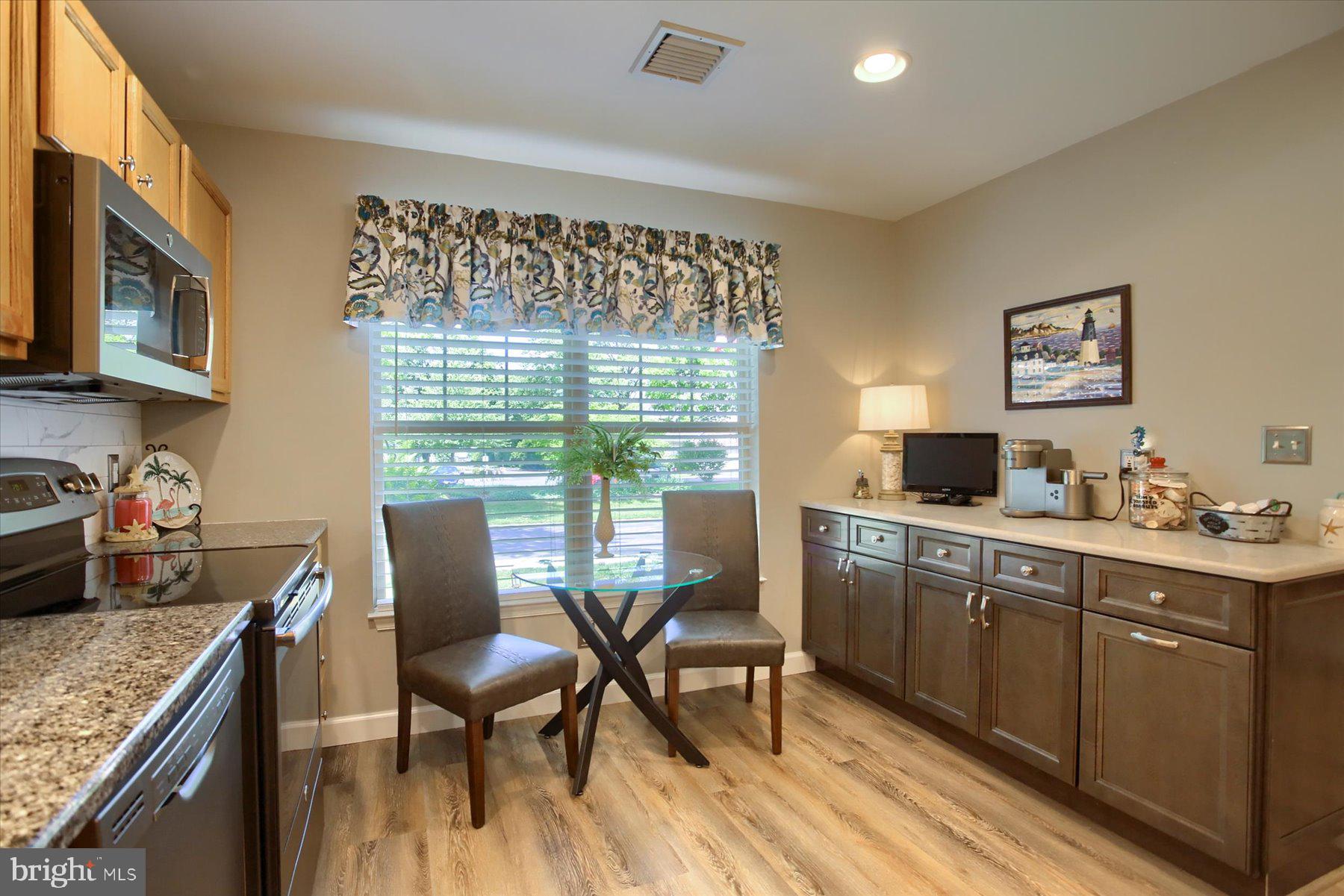 WESLEY MEWS - Residential