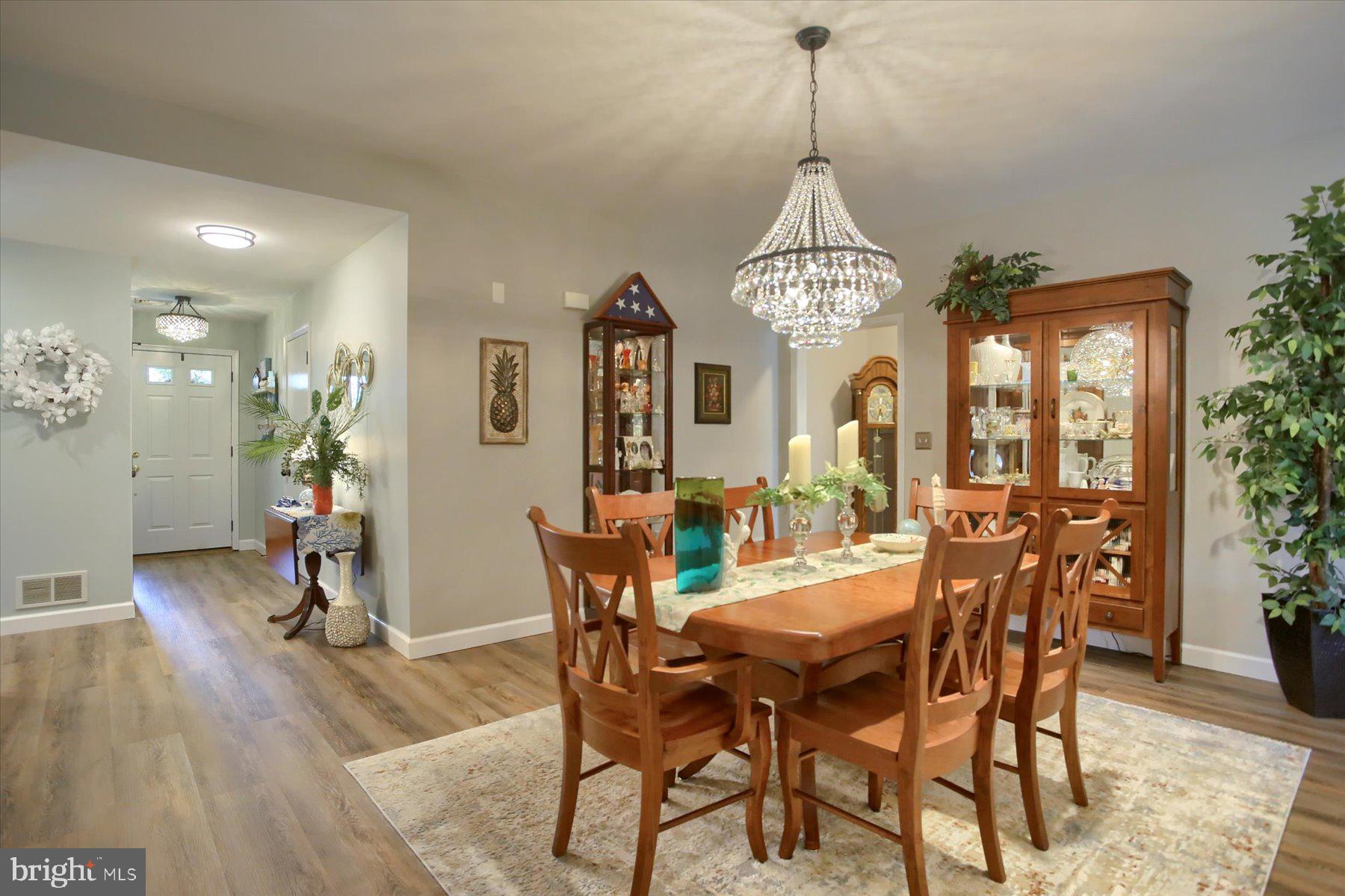 WESLEY MEWS - Residential