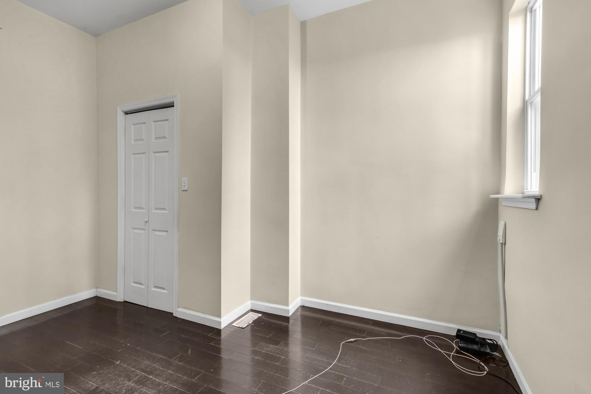 POINT BREEZE - Residential Lease