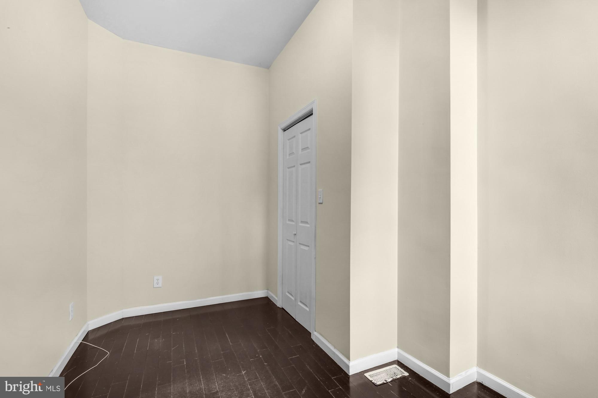 POINT BREEZE - Residential Lease