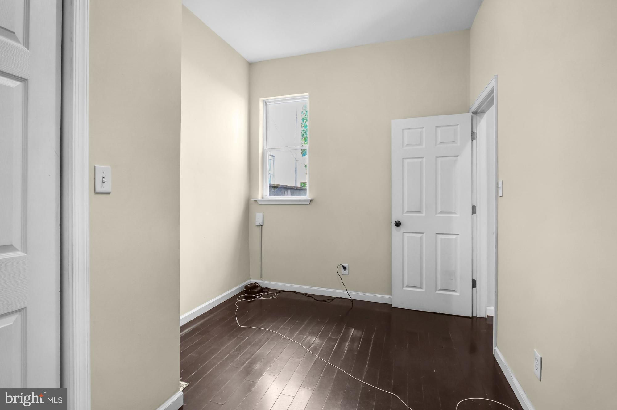 POINT BREEZE - Residential Lease
