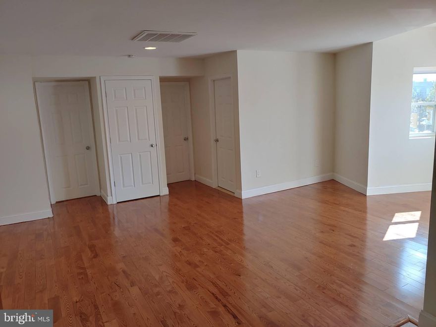 Modern 2nd Floor 2 Bed, 1 Bath Unit with lots of updated amenities! This unit features hardwood flooring & recess lighting throughout with central air.  Entry way has coat closet and laundry center leading to the modern kitchen with granite counters and stainless appliances. The living room area is wide open with loads of natural light exposure. Plenty  of room for your living room set up plus a home office. There are 2 Bedrooms ach with closet. Full tiled Bathroom with tub. Ready for immediate move in. 

Located in the very walkable West Passyunk/ Newbold section of South Philly just moments from East Passyunk, Center city & all major sports venues as well as shopping and public transportation. Don't miss this unique unit.