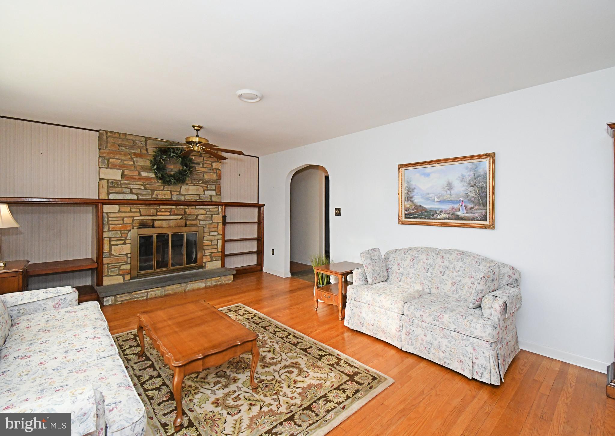 WILLOW GROVE - Residential