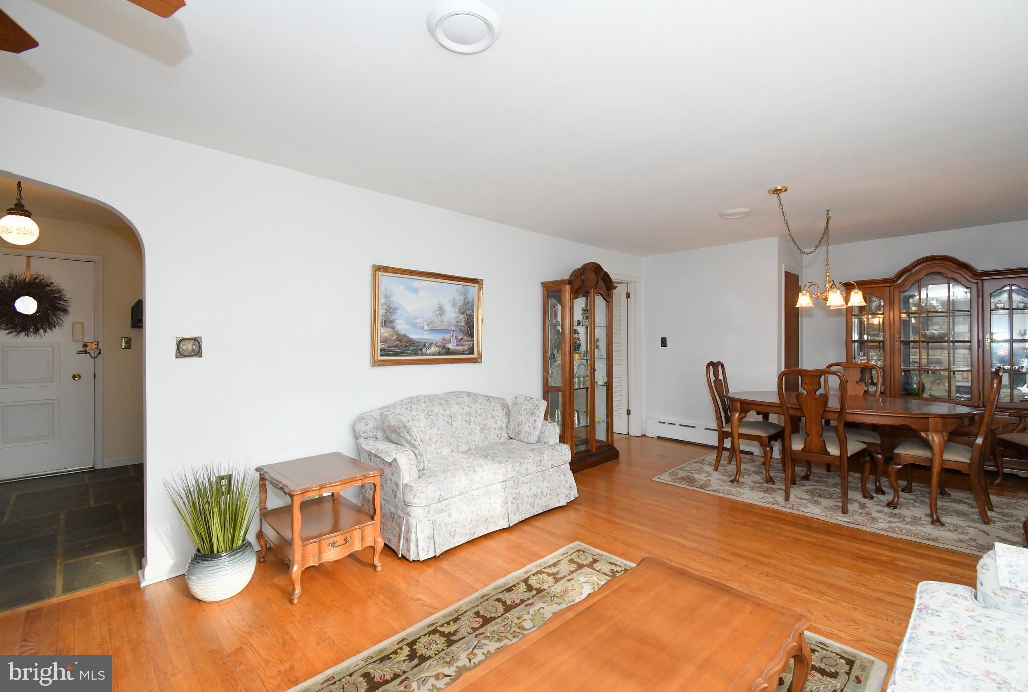 WILLOW GROVE - Residential