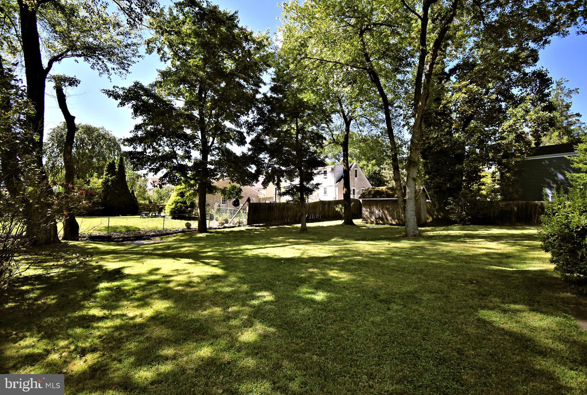 WILLOW GROVE - Residential