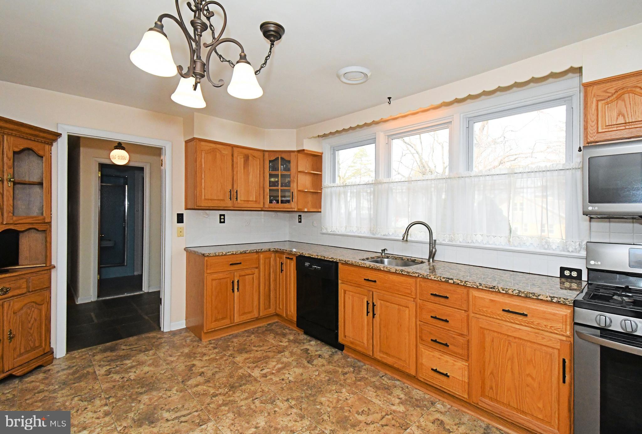 WILLOW GROVE - Residential