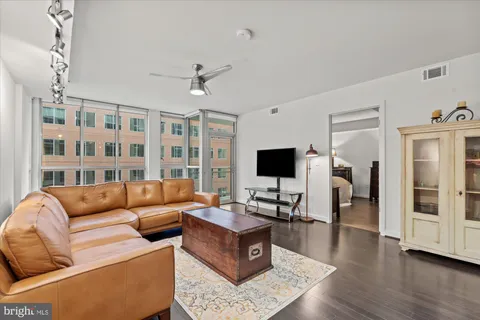 1025 1st Street SE Unit 511, Washington, DC MLS: DCDC2189488