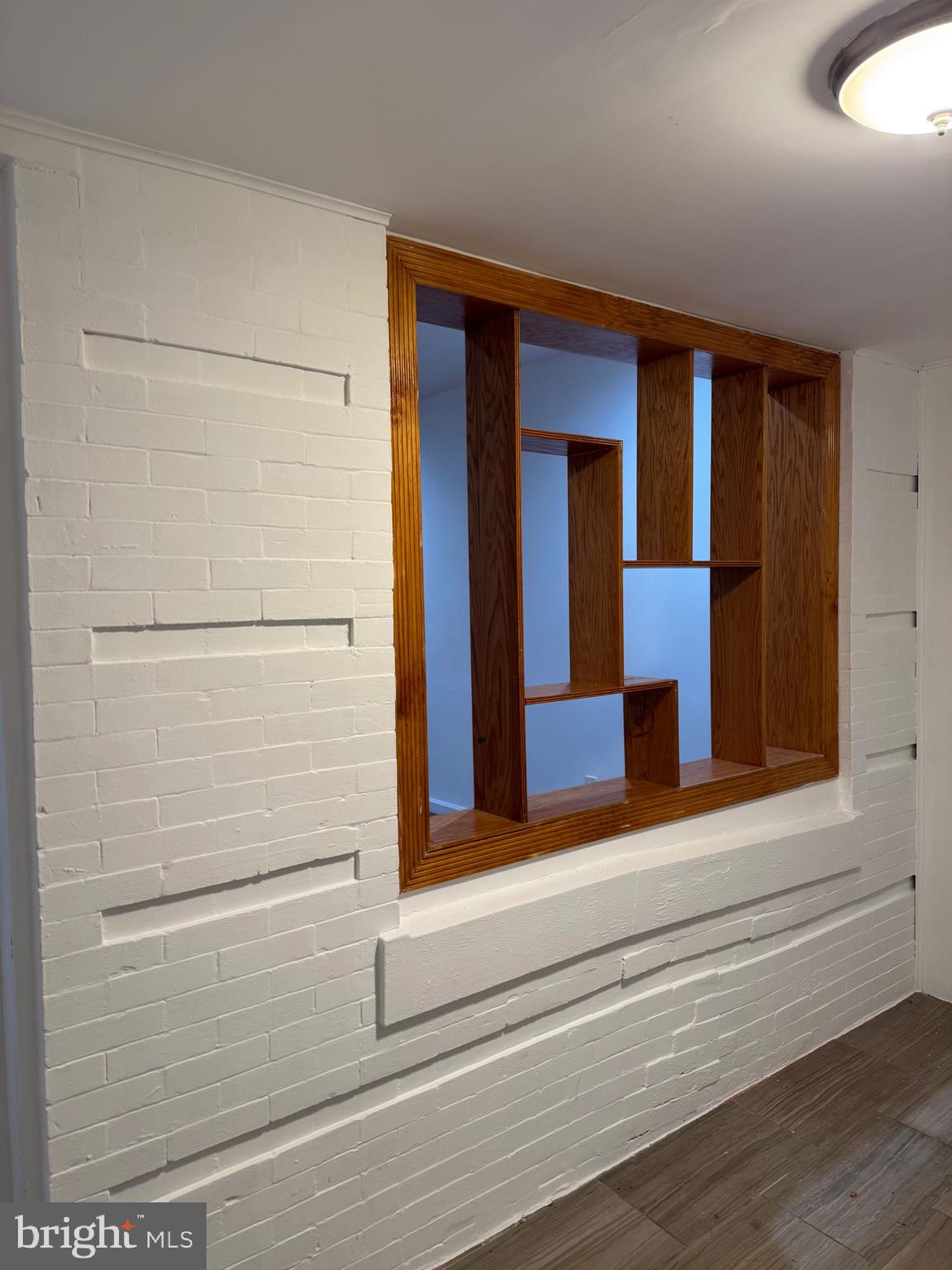 WHITMAN - Residential