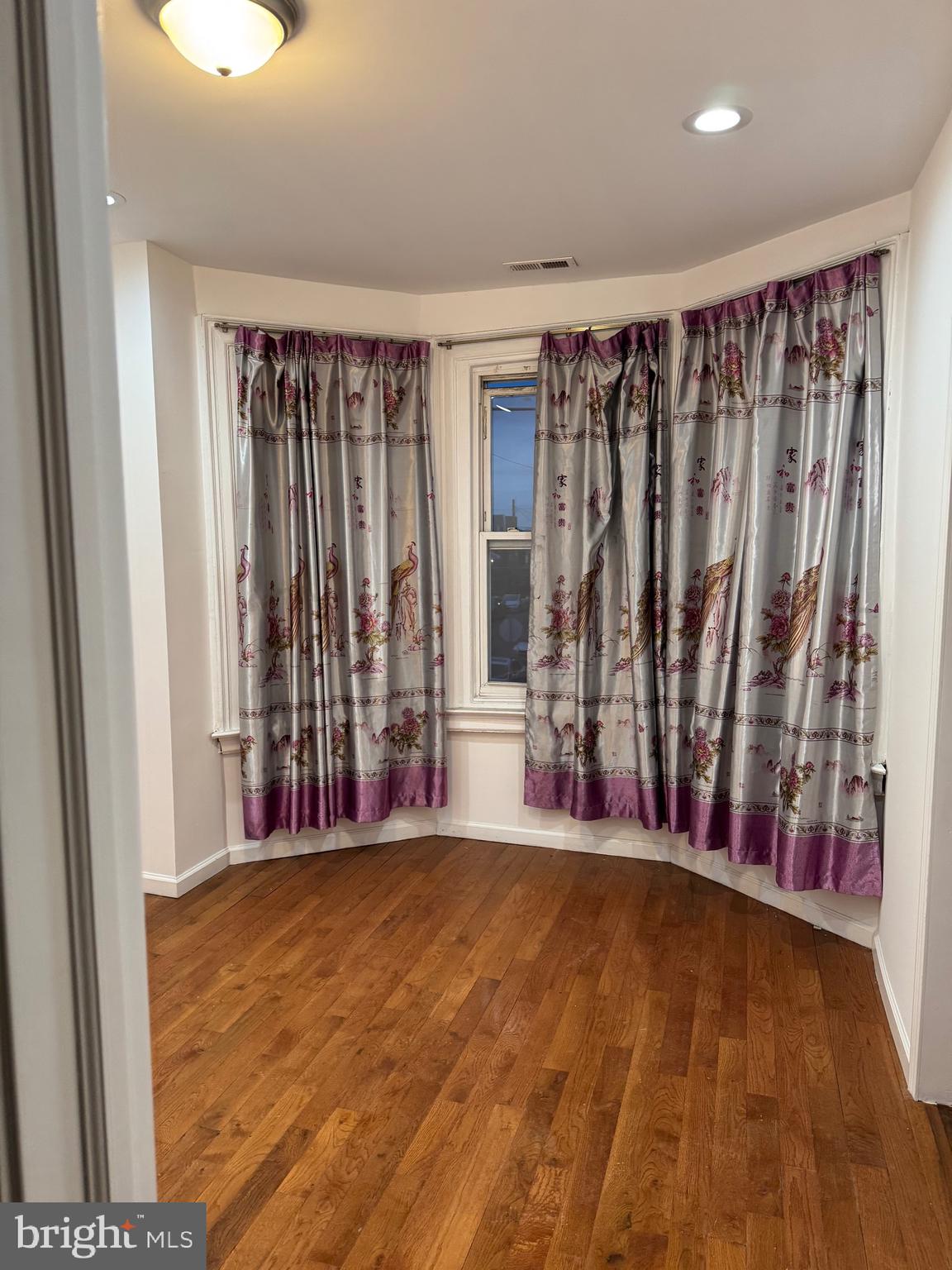 WHITMAN - Residential