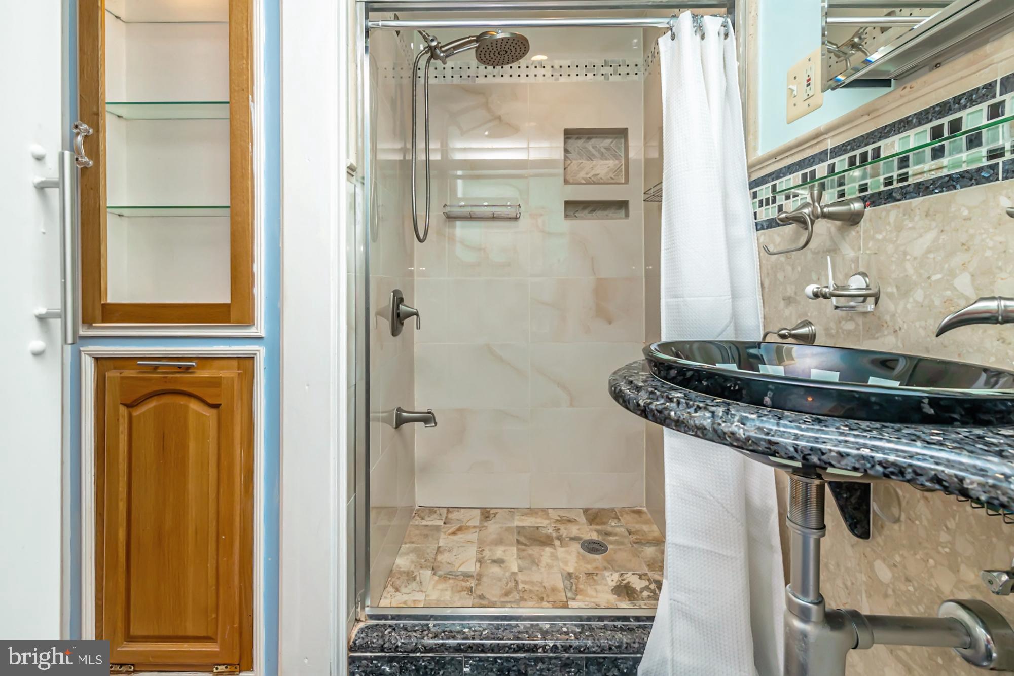 SPRINGFIELD - Residential