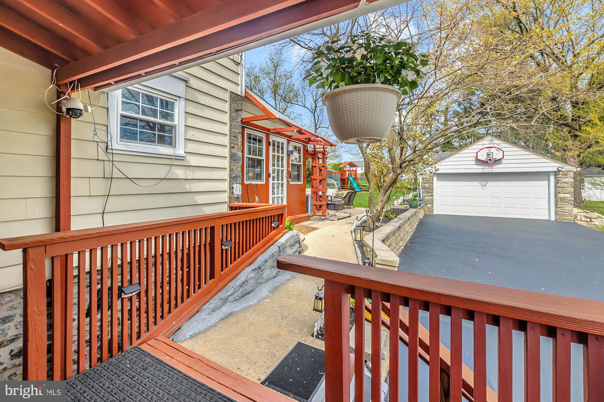 SPRINGFIELD - Residential