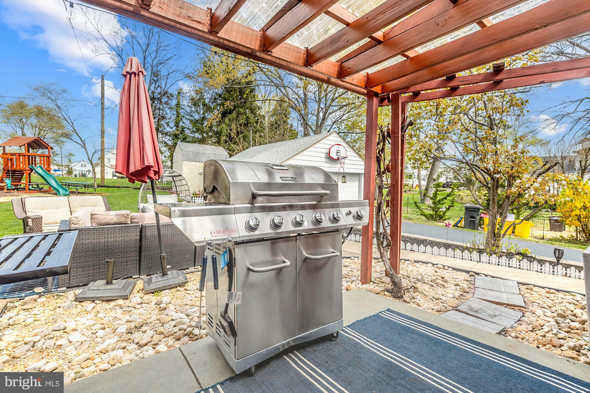 SPRINGFIELD - Residential