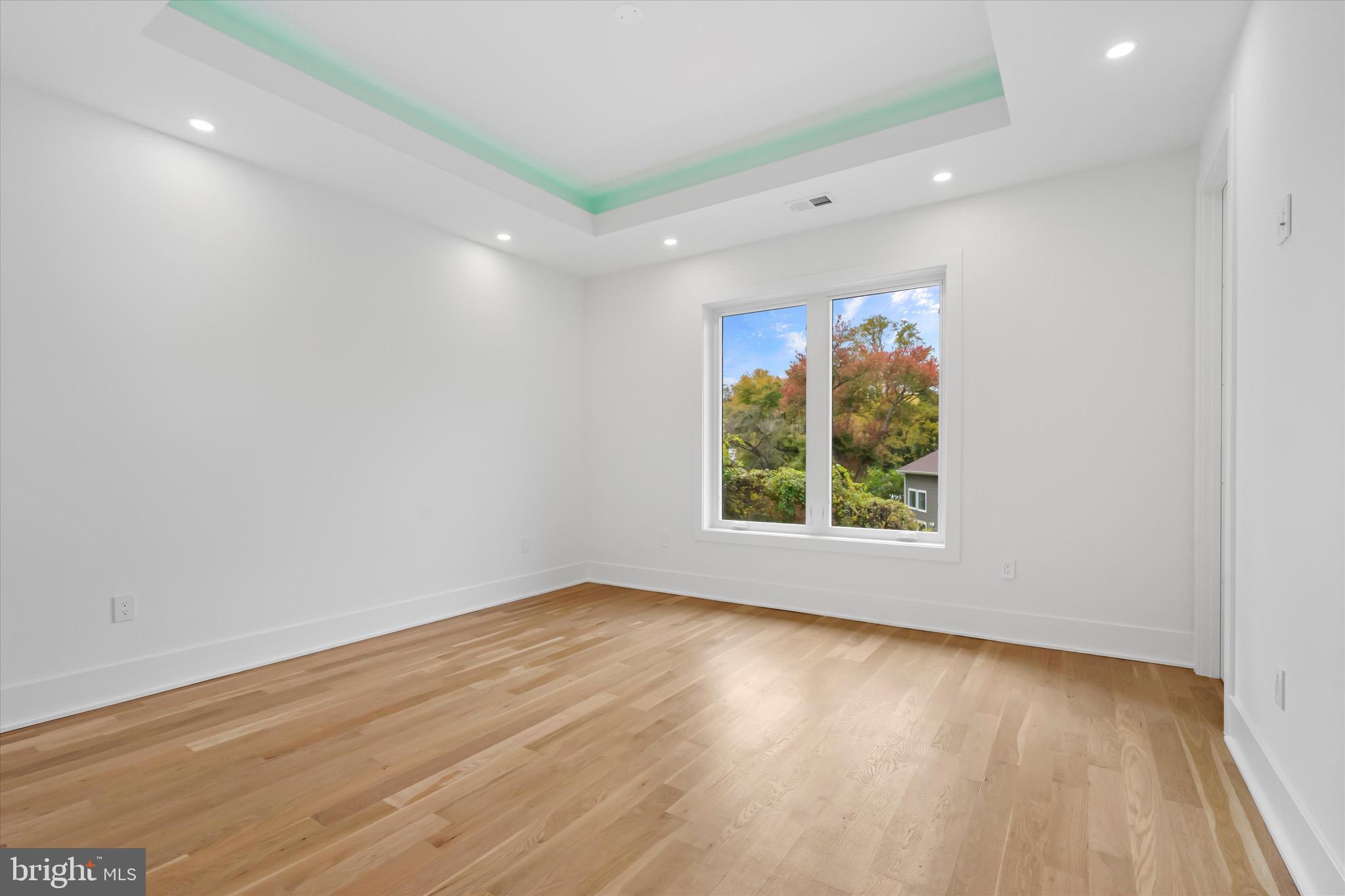 FAIRDALE - Residential