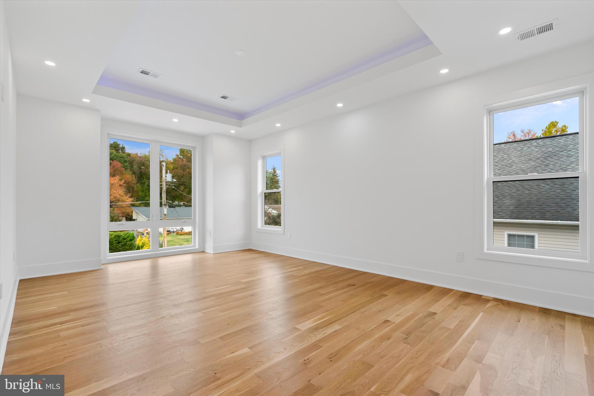 FAIRDALE - Residential