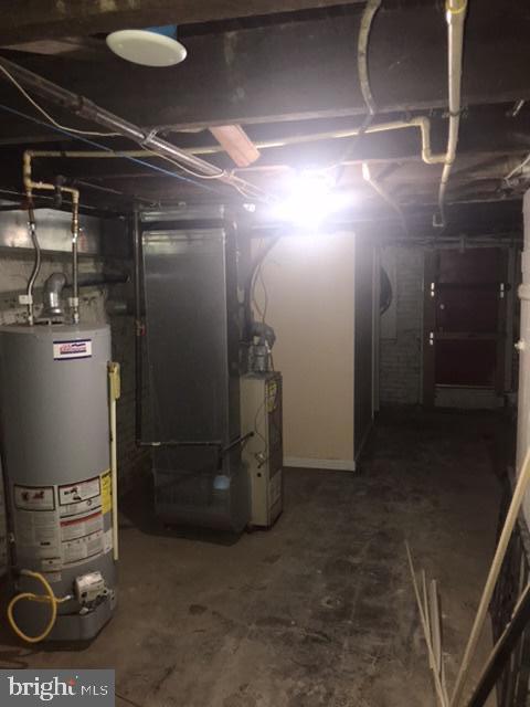 MADISON EASTEND - Residential Lease