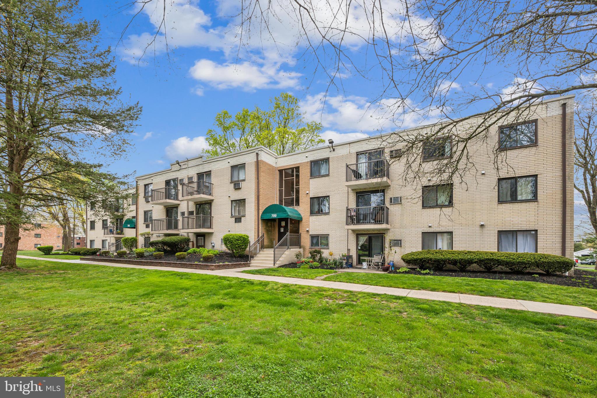 MEADOW WOOD - Residential Lease