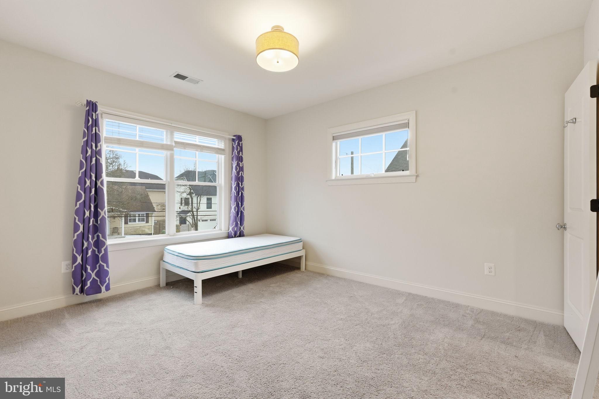 GLENBROOK VILLAGE - Residential