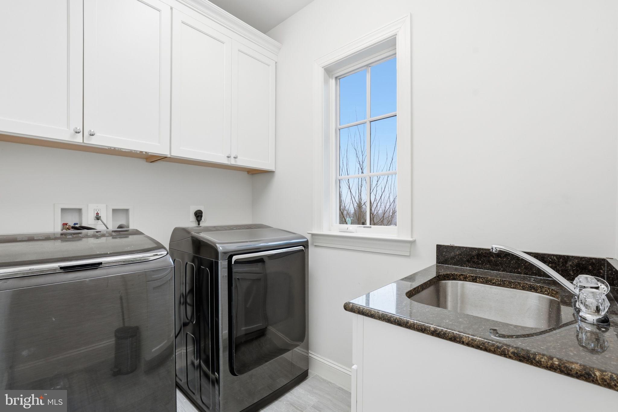 GLENBROOK VILLAGE - Residential