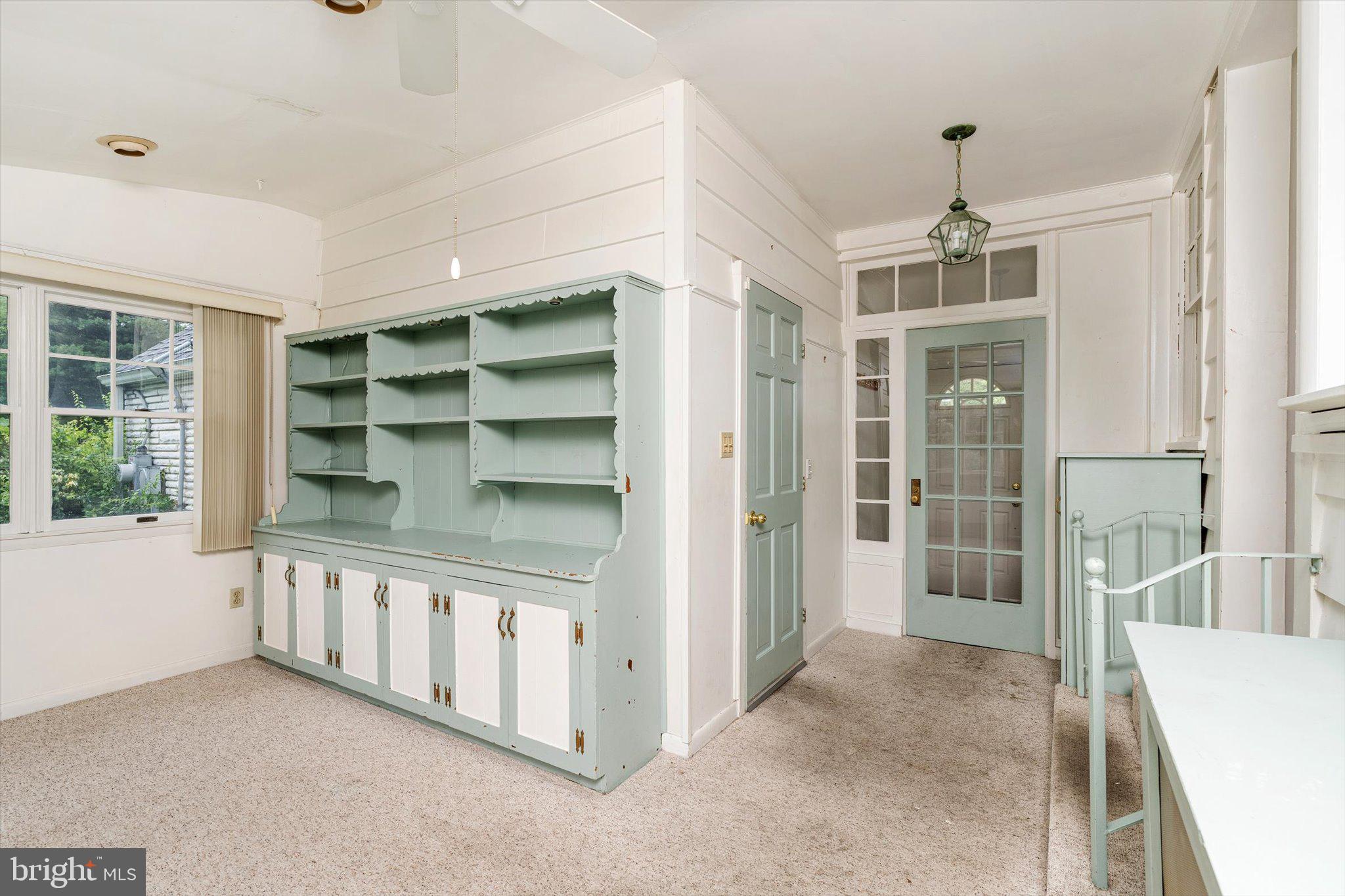 1010 HAMPTON DRIVE