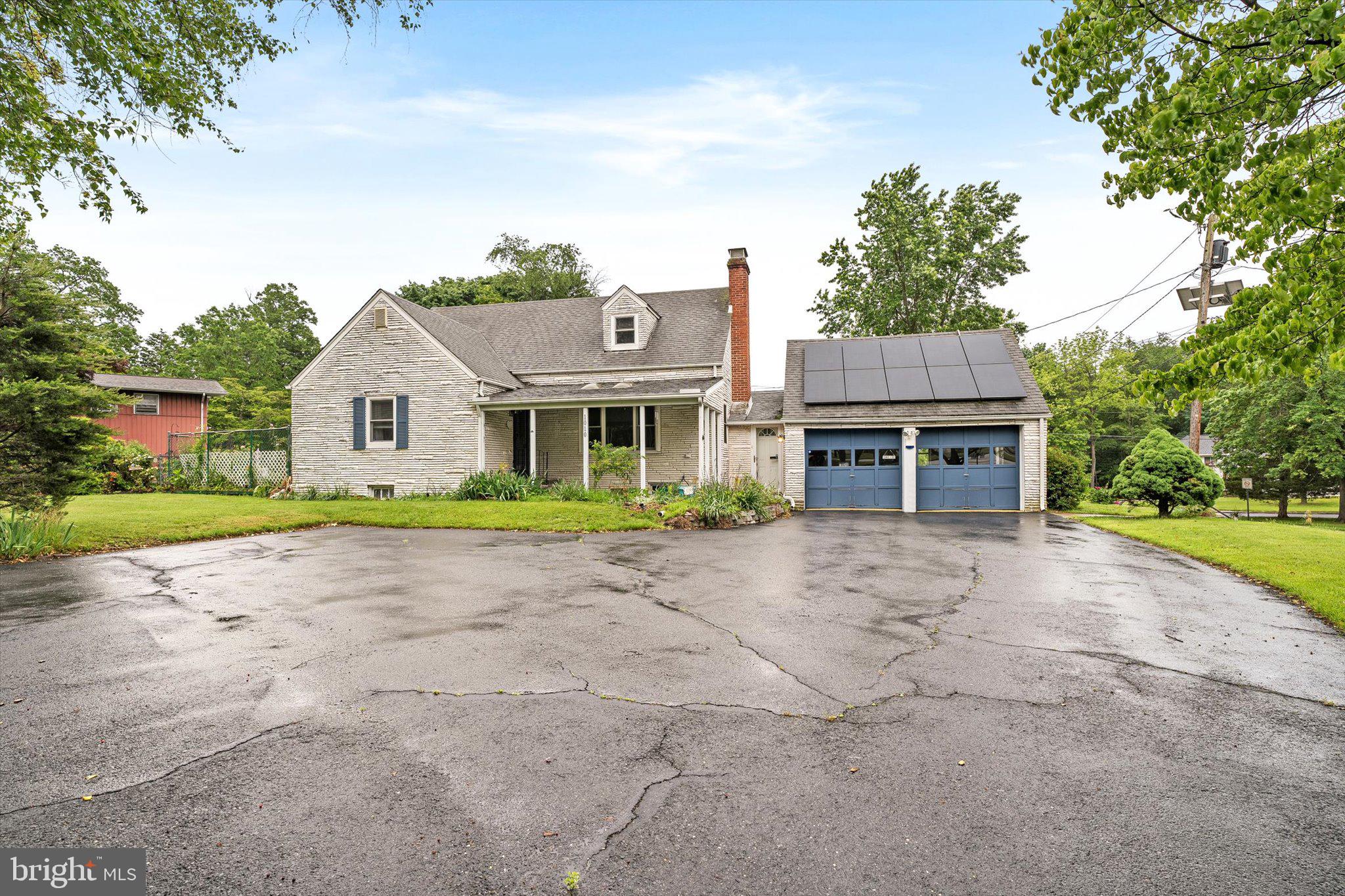 1010 HAMPTON DRIVE