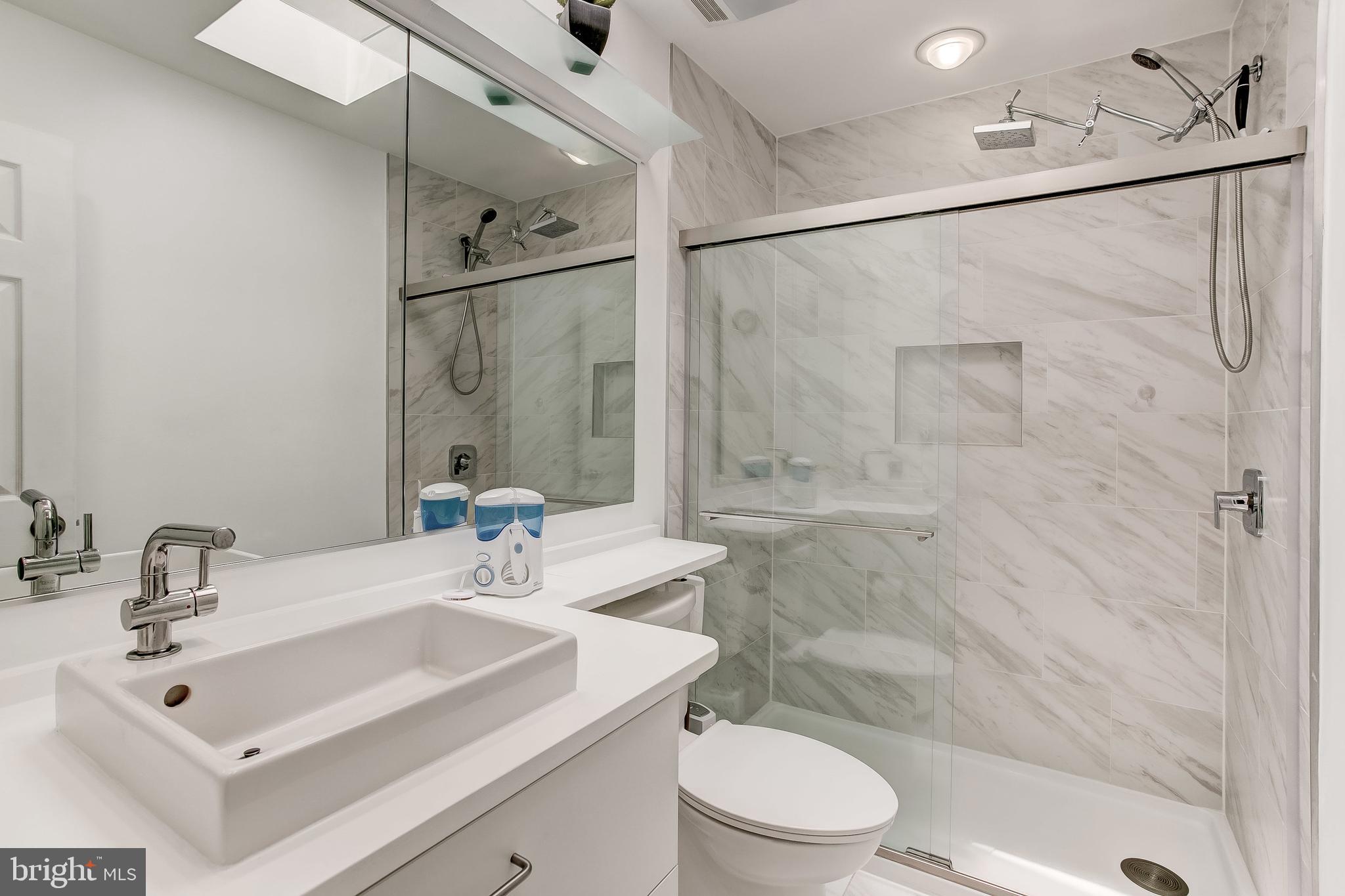 BROADVIEW - Residential