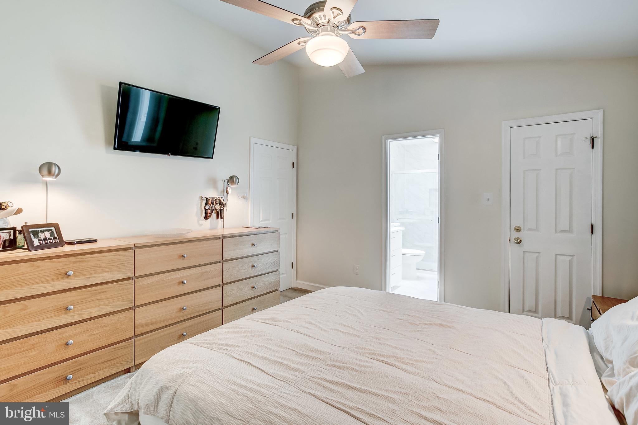 BROADVIEW - Residential