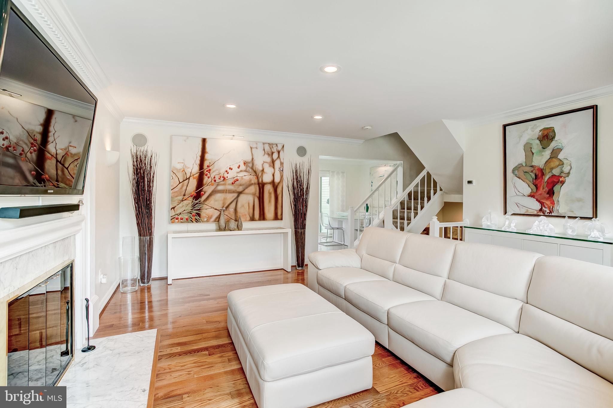 BROADVIEW - Residential