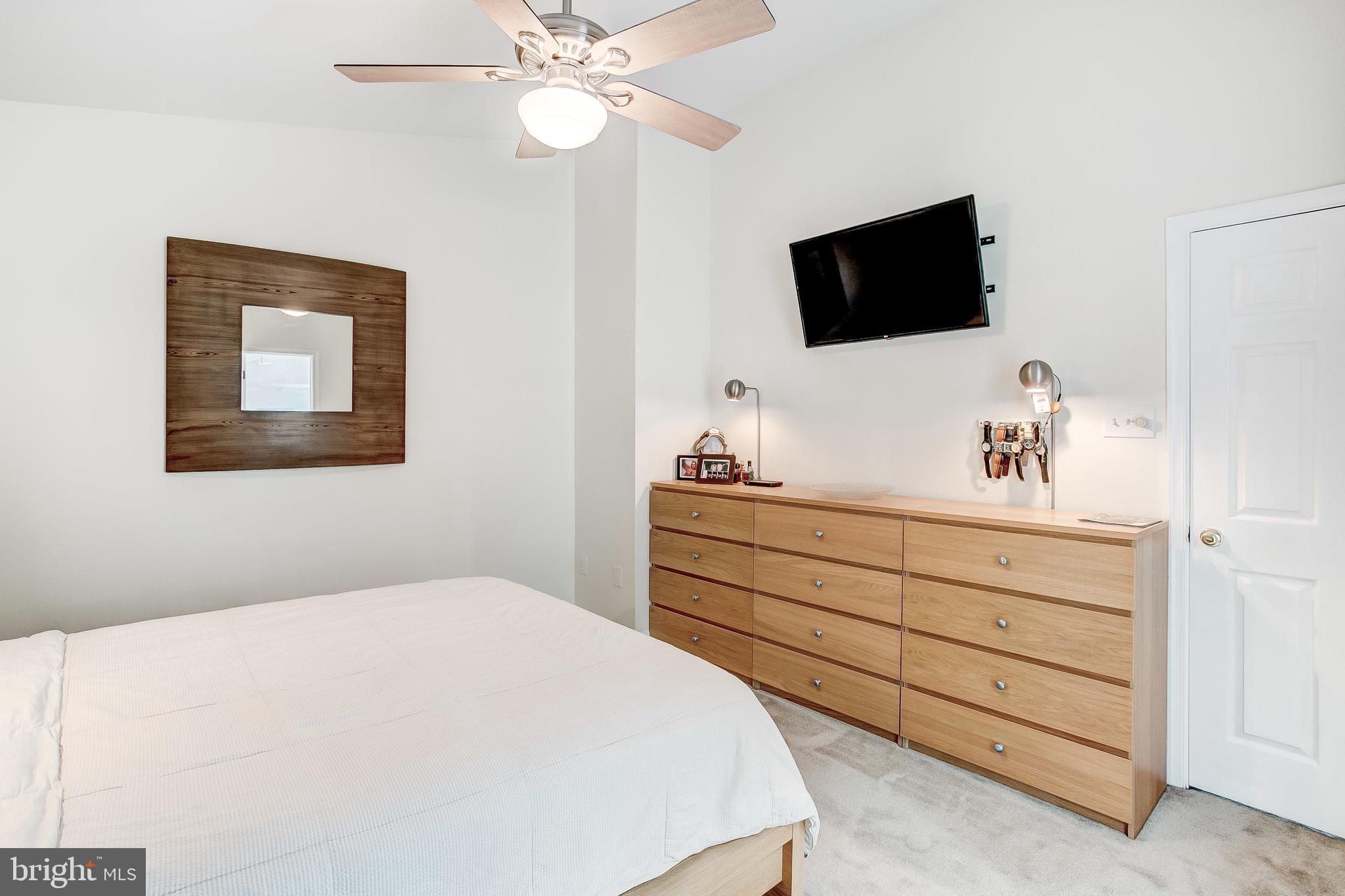 BROADVIEW - Residential