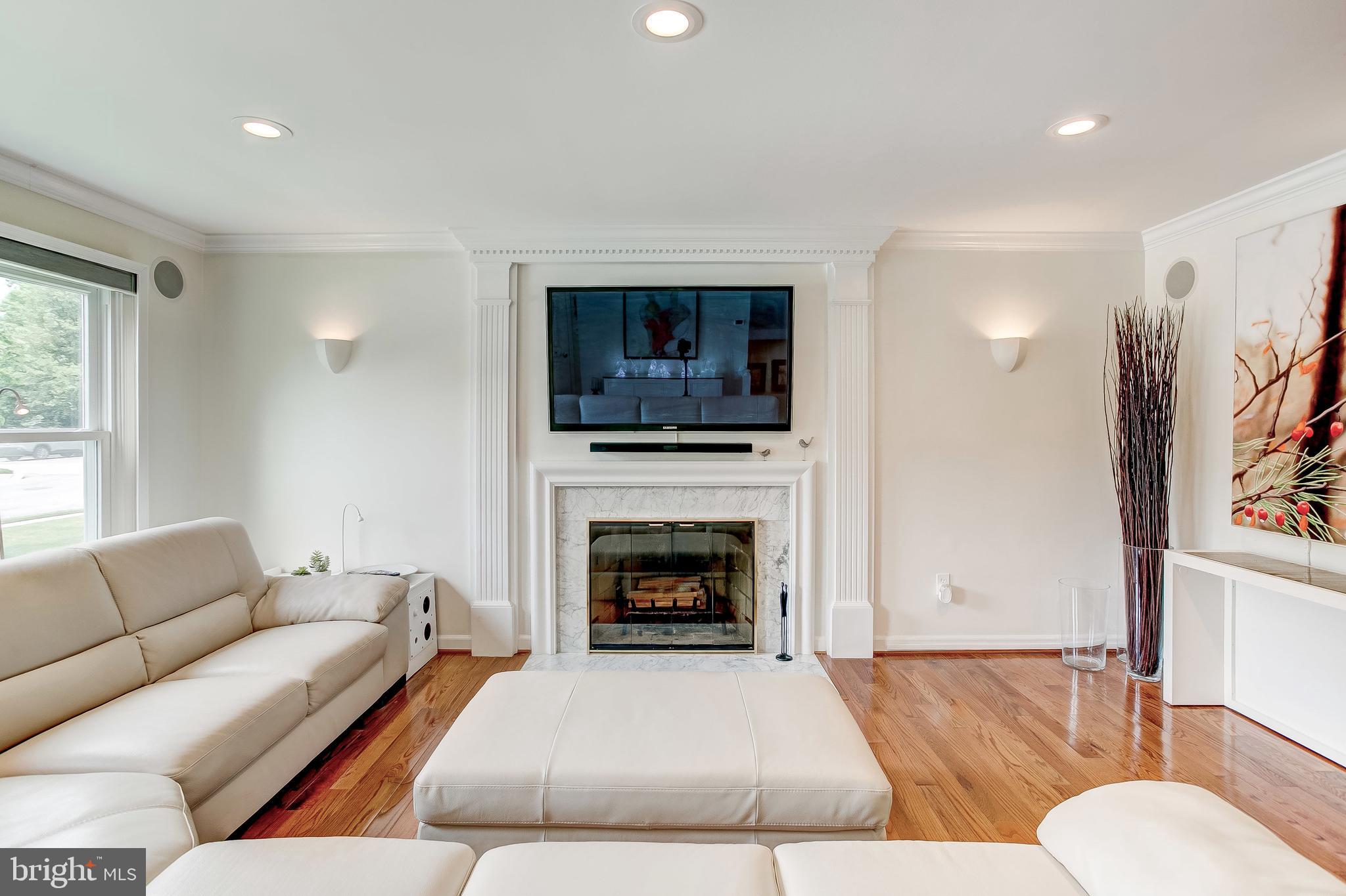 BROADVIEW - Residential