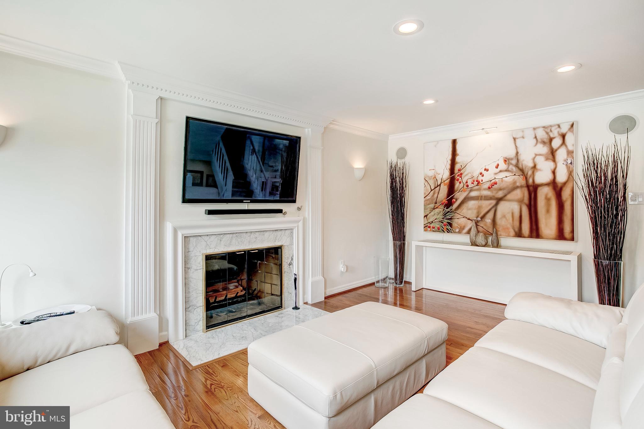 BROADVIEW - Residential