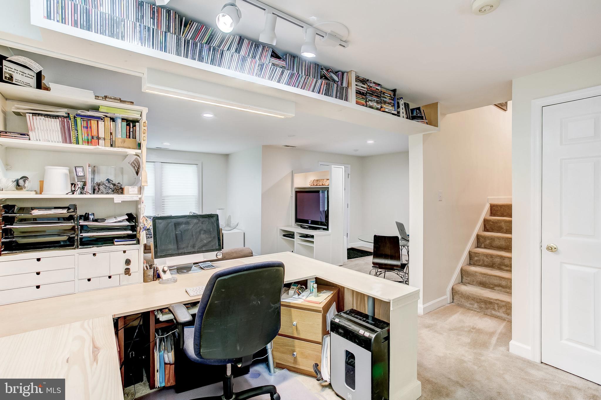 BROADVIEW - Residential