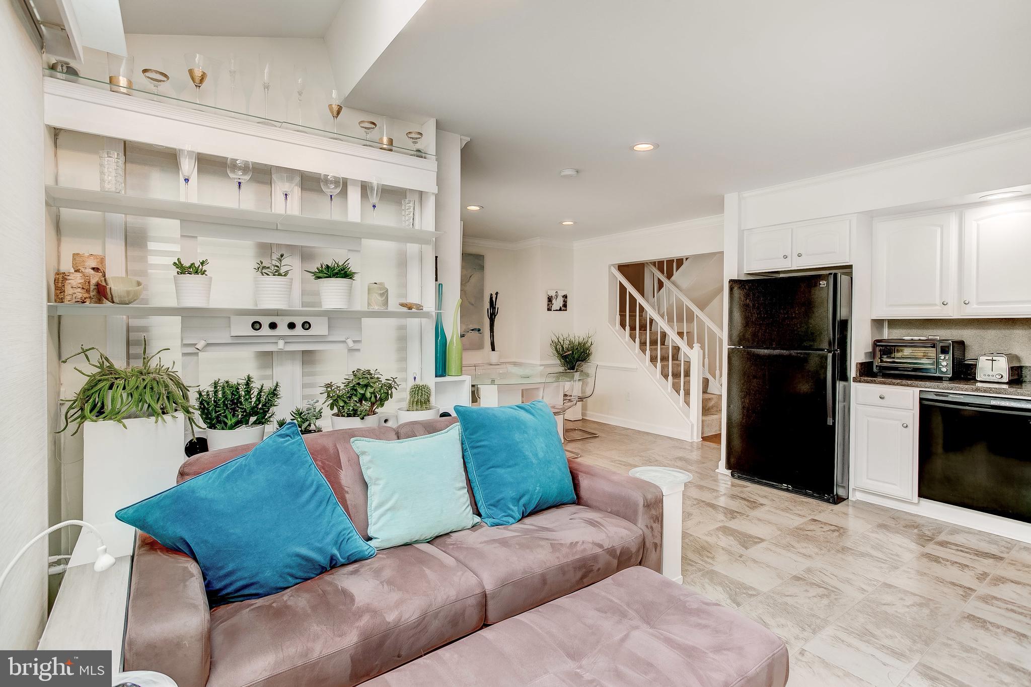 BROADVIEW - Residential