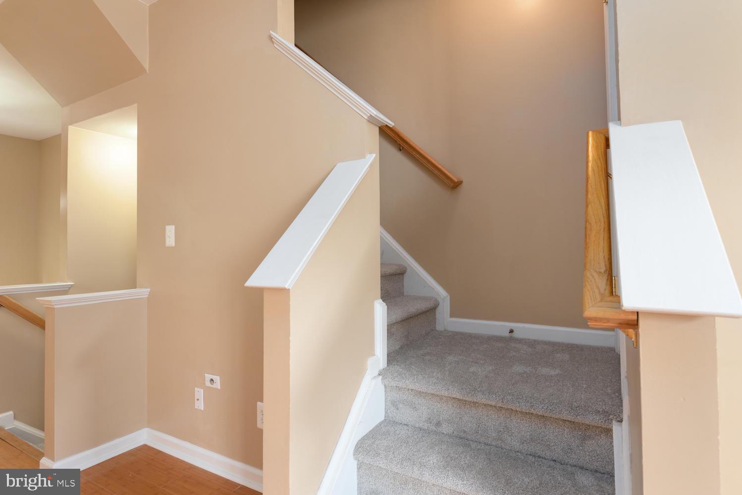 LAFAYETTE VILLAGE - Residential